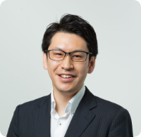 コーポレート本部 副本部長 冨田 誠